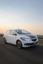 Chevrolet Onix 2012 года